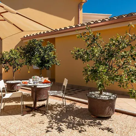 ベッド・アンド・ブレックファスト Giglio Di Chia ドームス・デ・マリーア