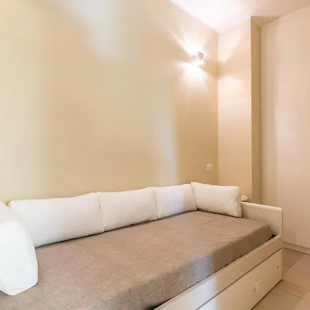 Giglio Di Chia Domus De Maria