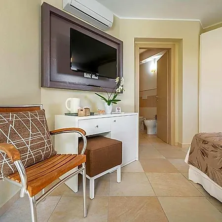 Bed & Breakfast Estay - Giglio Di Chia 3*