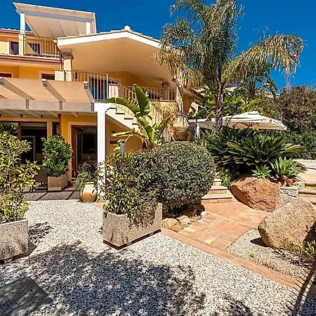 Bed & Breakfast Estay - Giglio Di Chia Domus De Maria